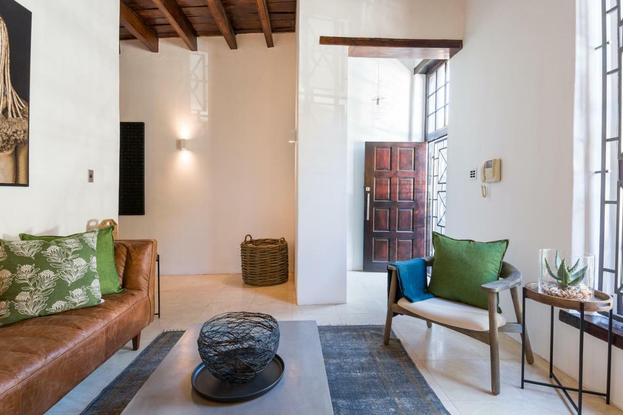 Central Cape Town, Stylish Home, With Private Courtyard Ngoại thất bức ảnh