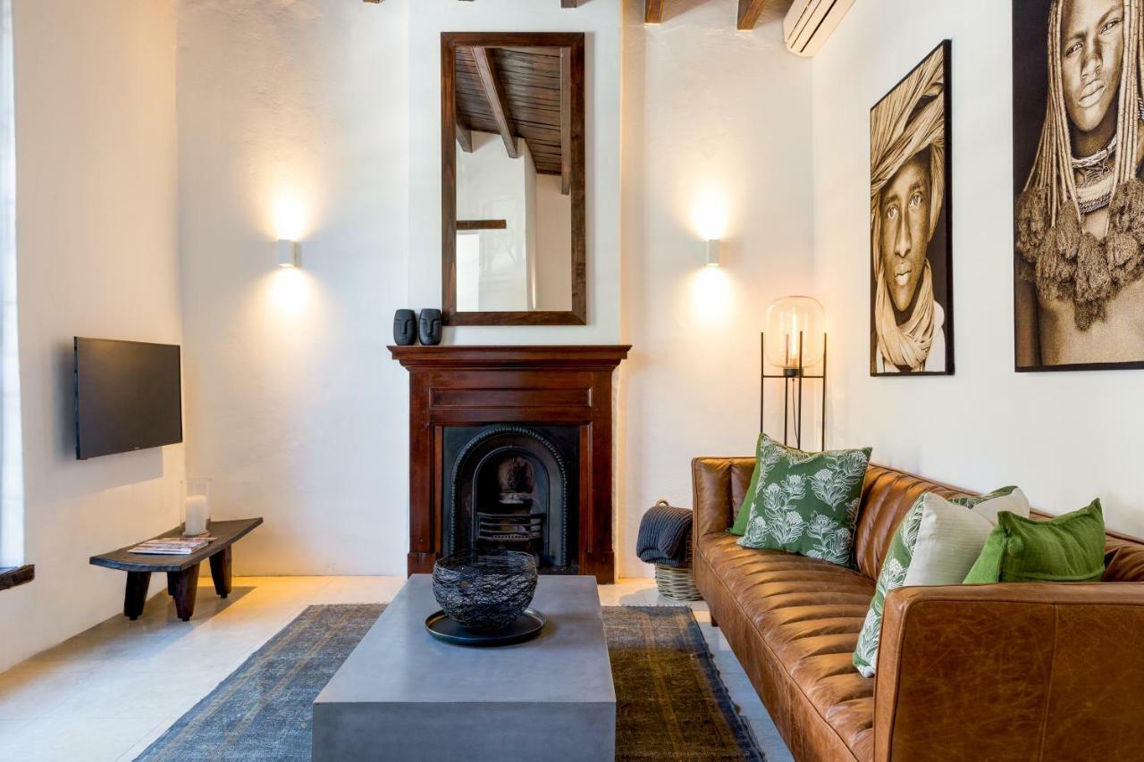 Central Cape Town, Stylish Home, With Private Courtyard Ngoại thất bức ảnh